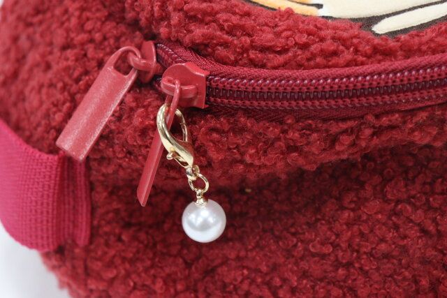 ダイソー 5040 スマホチャーム（ハートフープ、4P） ポーチ 使用例