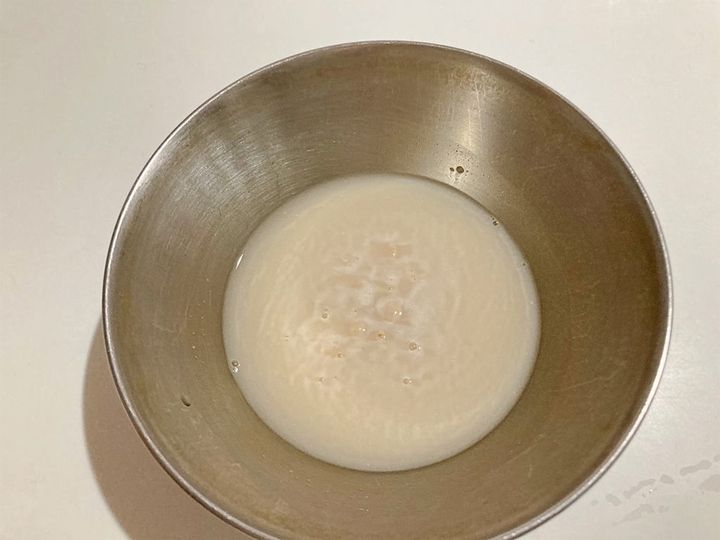 ドライイーストを予備発酵させる