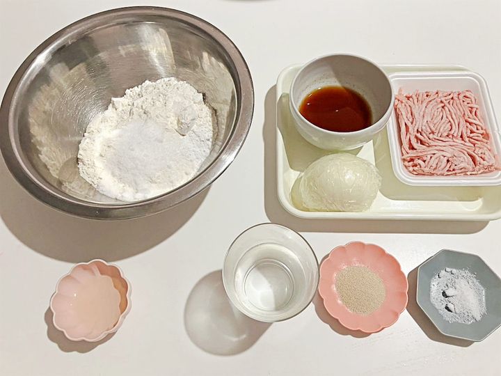 551蓬莱の豚まんの材料