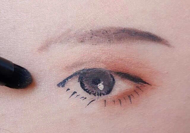 ダイソー ヌーディベージュ シェルピンク