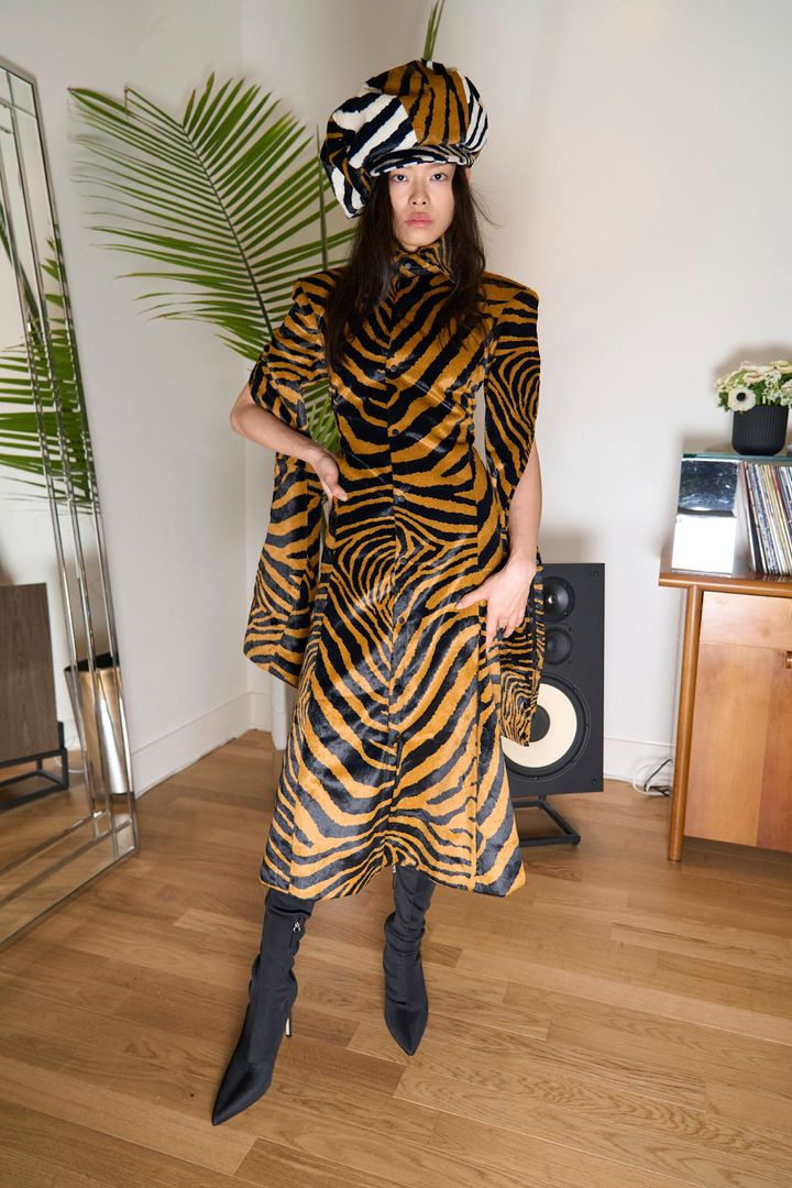 テオフィリオ 2025-26年秋冬コレクションより。