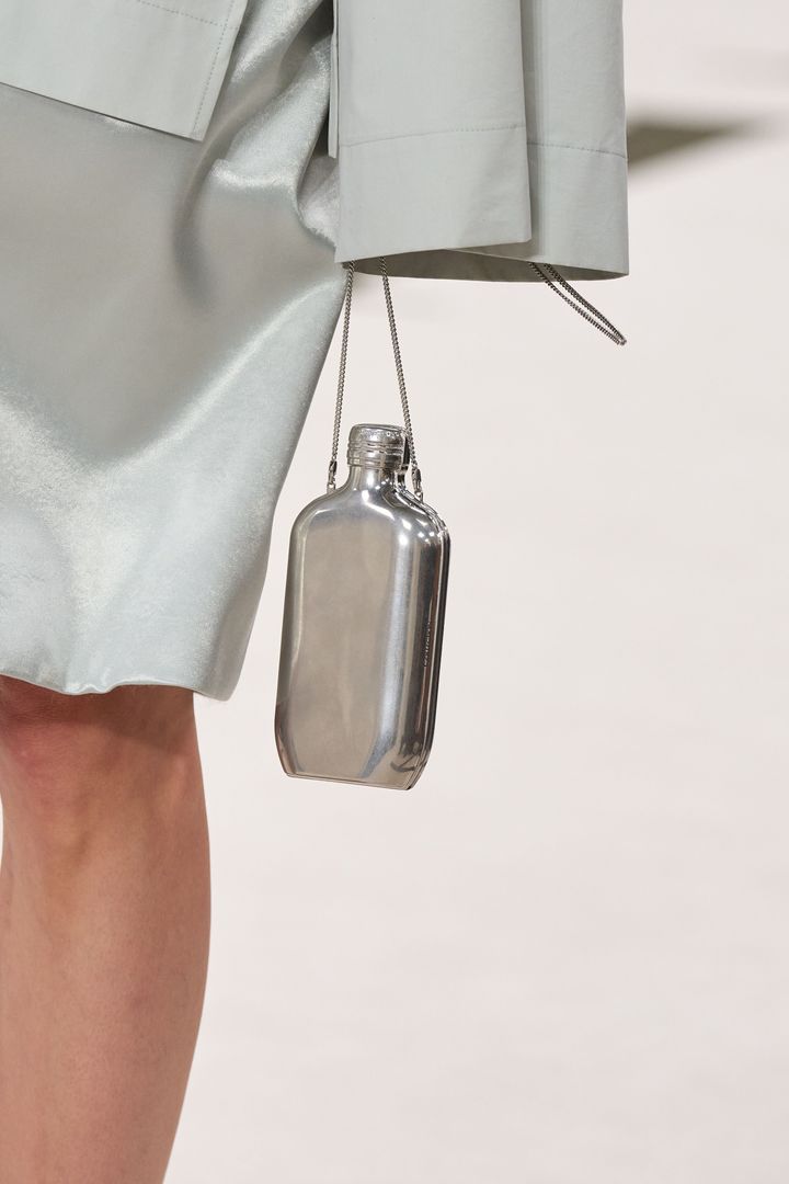 カルバン・クライン コレクション 2025-26年秋冬コレクションより。