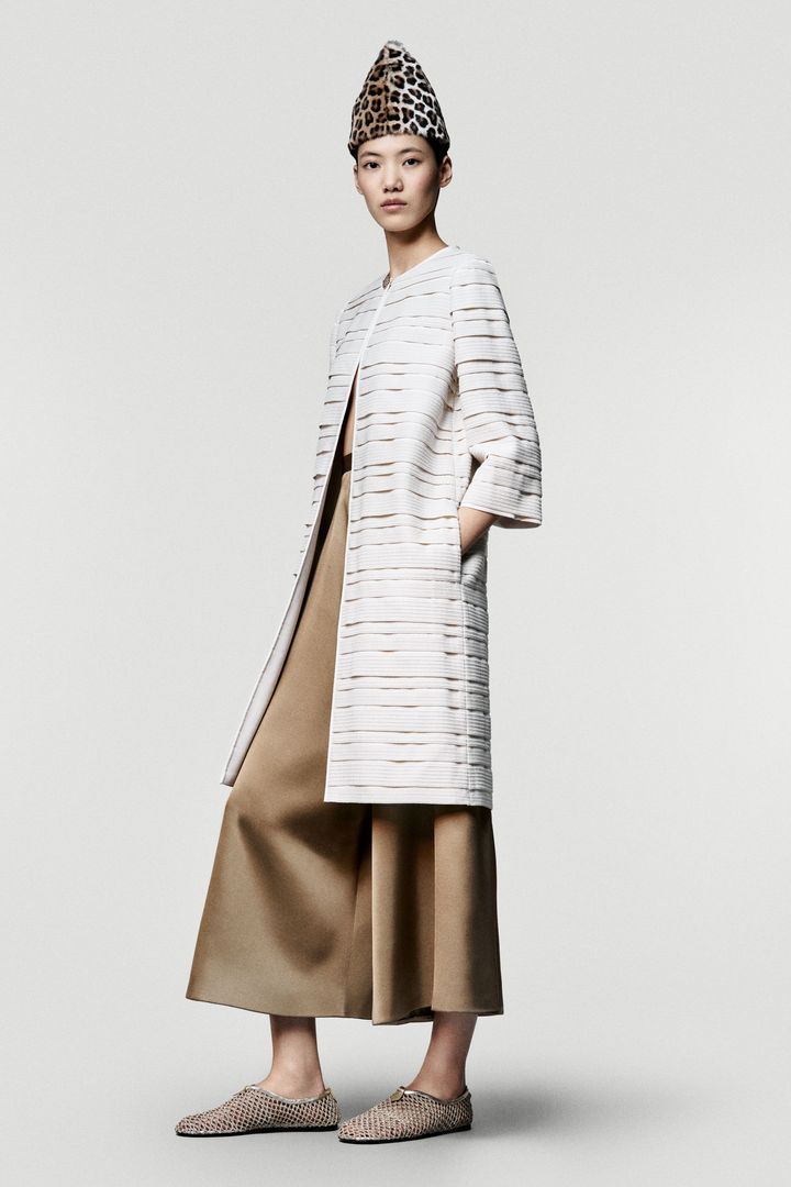 ロロ・ピアーナ 2025-26年秋冬コレクションより。