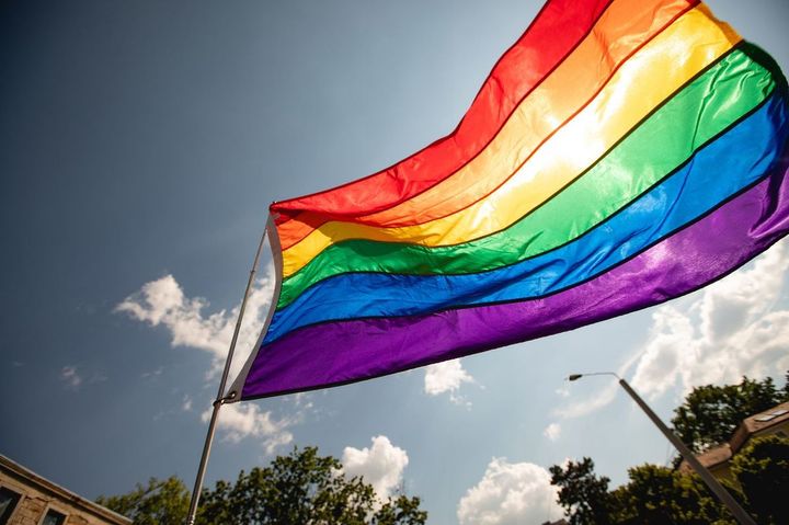 レインボーフラッグ