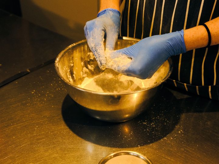 【レシピ付き】イギリス菓子教室で伝統的なスコーンづくりに挑戦！ FUDGE FRIENDの“大人の習い事”探し