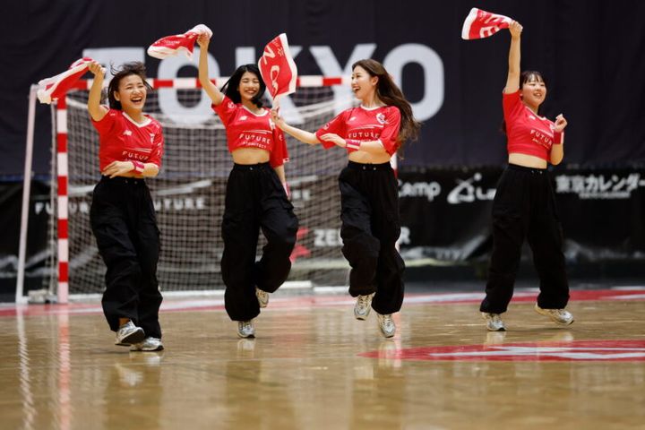 タオルを持って応援！／ジークスター東京