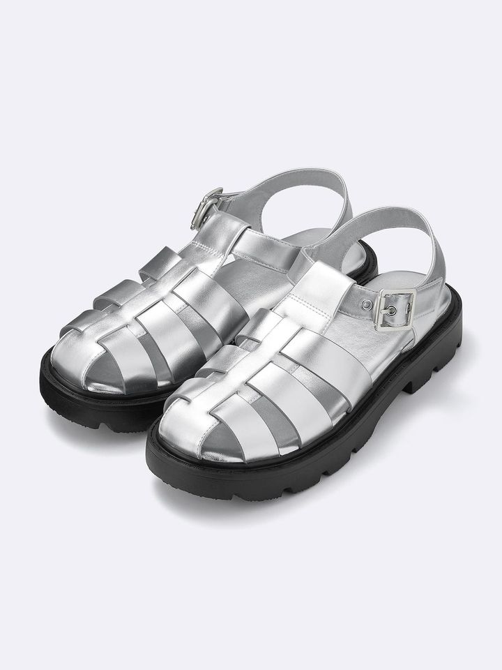 画像2: 出典：GU