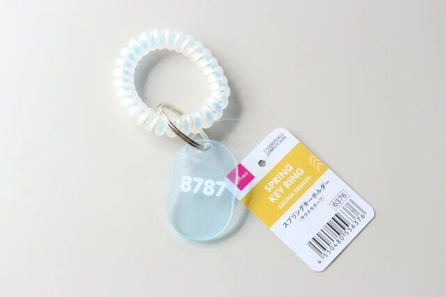 ダイソー スプリングキーホルダー（サウナモチーフ） パッケージ