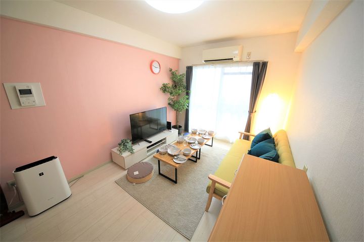 「ワンルーム」を狭く感じさせるNG行動