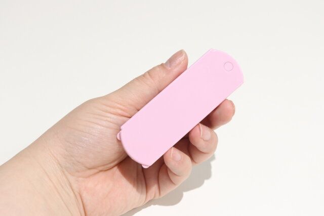 ダイソーのコンパクトな折込コーム＆ミラー シンプル