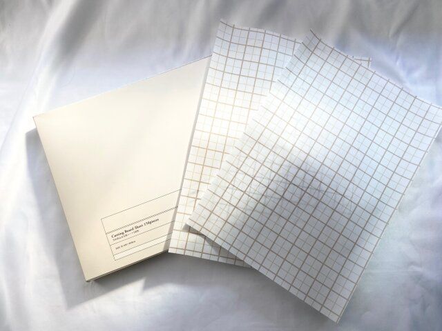 3COINS 箱入り汚れ防止まな板シート（150枚入り）／KITINTO