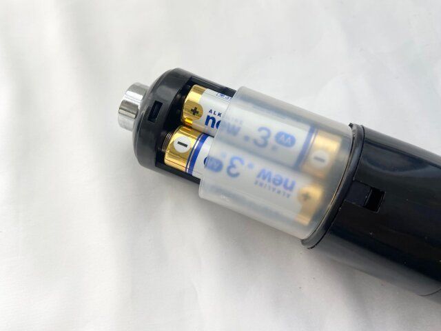 3COINS 電動ミルスリム 本体は単4電池×4本で稼働