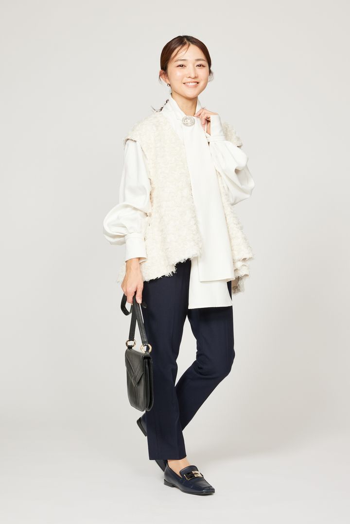 クラウドチームVERY明賀琴絵のセレモニージレコーデ_横