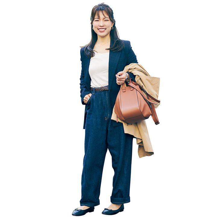 VERYママは保育参観でのデニムコーデは小物でキレイめを意識