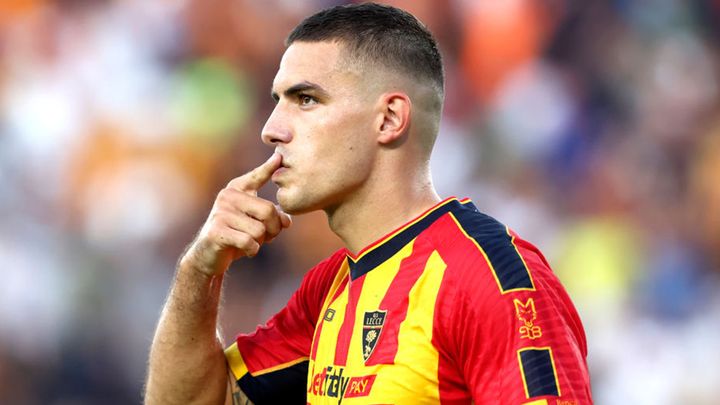 利き足は頭！ヘディングを愛しすぎたストライカー5名