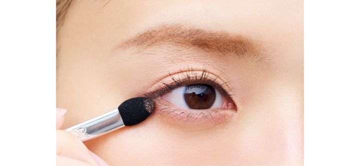 河嶋 希 淡いピンクのピュア盛りミュートメイク