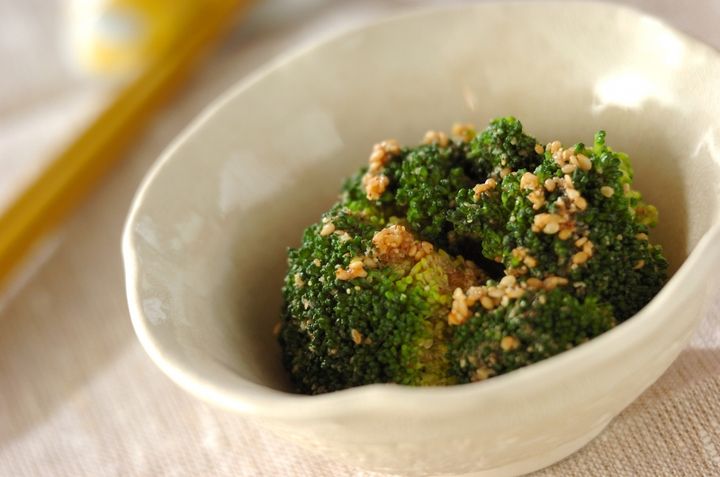 ブロッコリーのゴマ和え