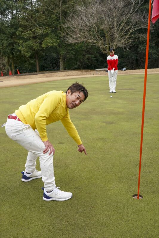 傾斜で曲がるラインの打ち方！パッティングが上達するレッスン