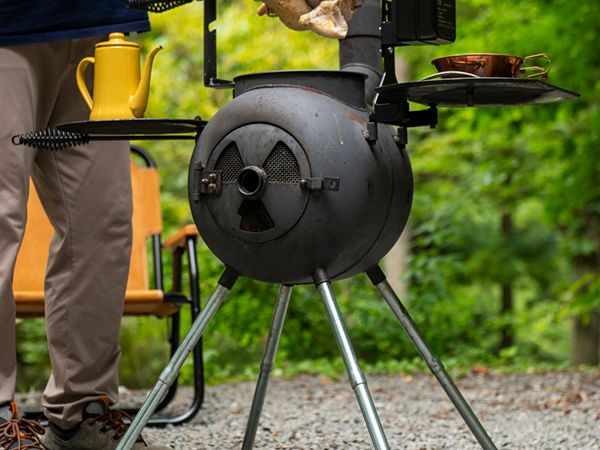 キャンプ飯も簡単に作れる！調理用薪ストーブが画期的すぎる…！