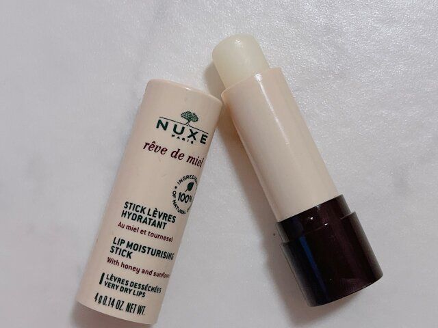 NUXE レーブドミエル リップモイスチャライジングスティック キャップ外した状態