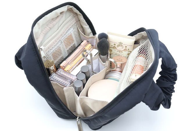 BRILMY黒コスメポーチ付録レビュー平置き