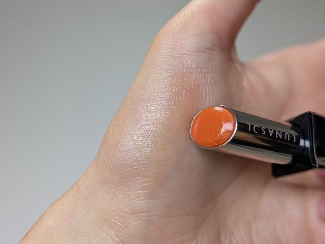 ルナソルコスメの写真