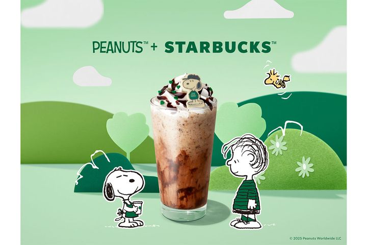 ジョー カインド スヌーピー キャラメル チョコレート オーツミルク フラペチーノ」（Tallサイズのみ）／￥720（税込み）