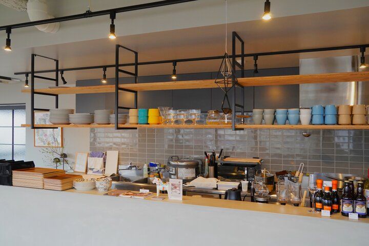 鎌倉散策で立ち寄りたい♪ほっこり過ごす素敵なカフェ「白樺珈琲」