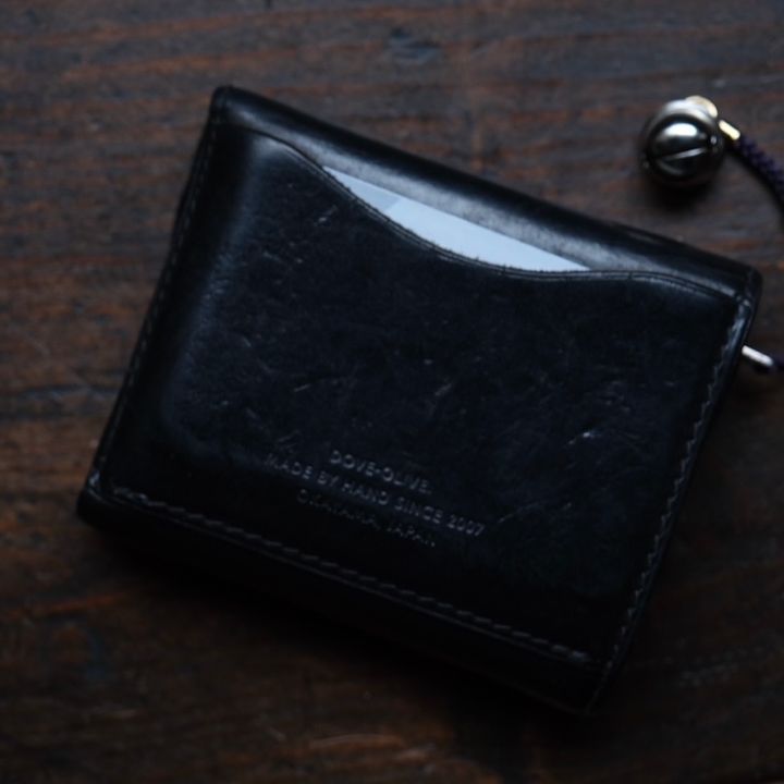 〈Dove & Olive〉の財布