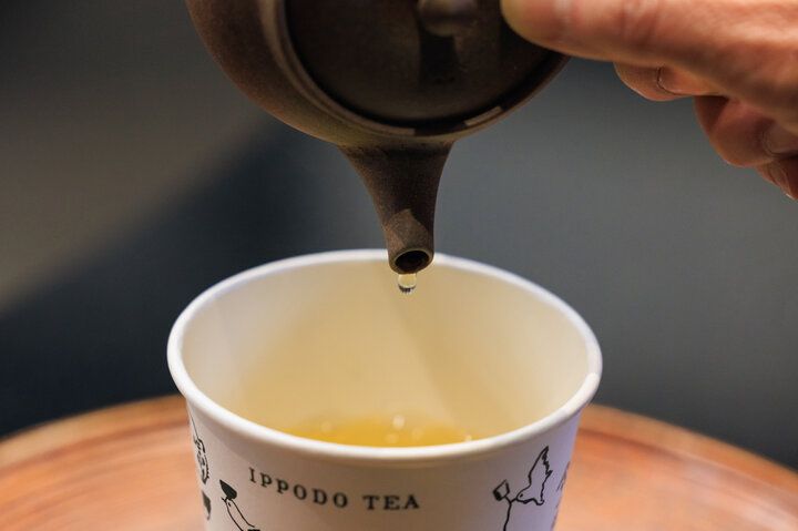 京都・寺町の老舗「一保堂茶舗 京都本店」で出会う、ていねいに淹れた極上の日本茶