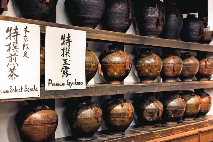 京都・寺町の老舗「一保堂茶舗 京都本店」で出会う、ていねいに淹れた極上の日本茶
