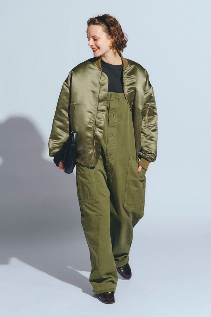 オーバーオールのオシャレでかっこいい着こなし7選