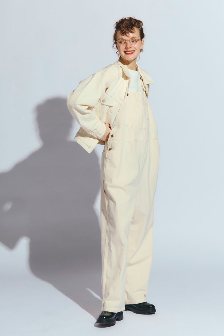 オーバーオールのオシャレでかっこいい着こなし7選