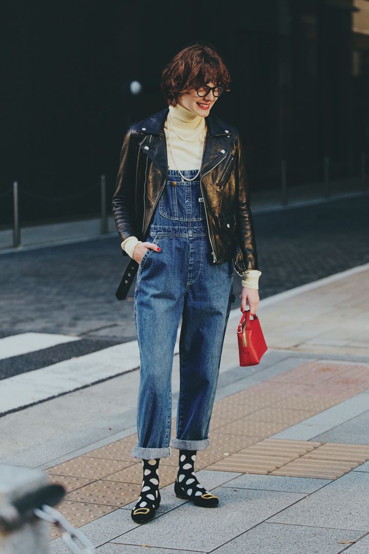 オーバーオールのオシャレでかっこいい着こなし7選