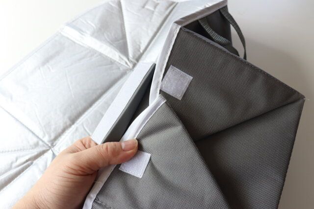 ダイソー バッグになる！アイロンマット 折りたたむ