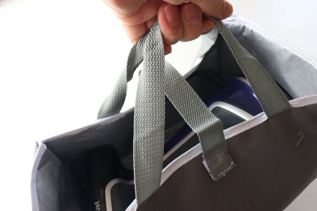 ダイソー バッグになる！アイロンマット アイロン 収納バッグ