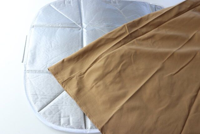 ダイソー バッグになる！アイロンマット サイズ感