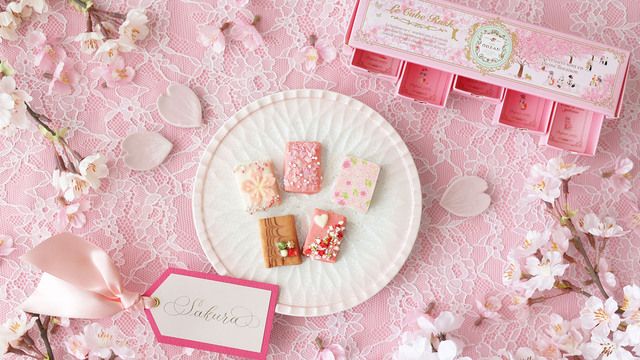 キューブラスク5個入 セゾンデフルール / Le Cube Rusk “Saisons des Fleurs”