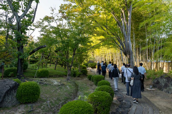 松花堂庭園の外園