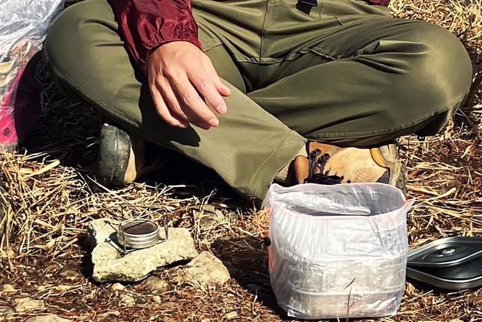 TAKE A HIKEのDCFスクウェアサック