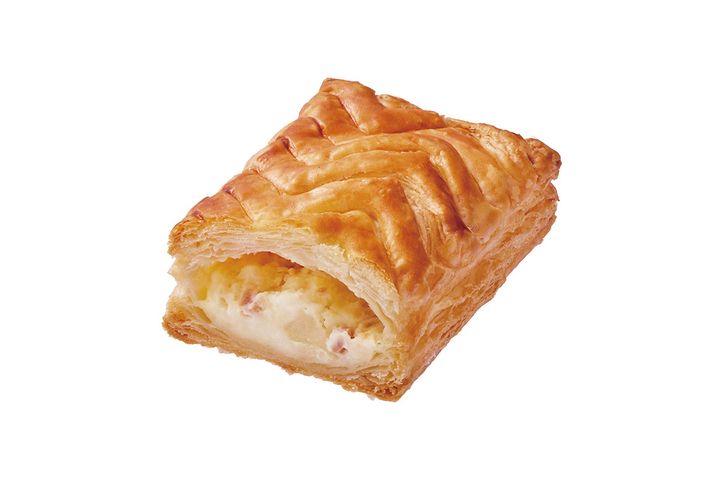 じゃがいもベーコンパイ／テイクアウト：￥248、イートイン：￥253（税込み）