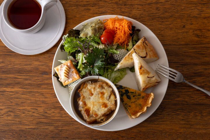 愛らしいスワンクッキーやシンプルなスコーンに心ときめく♪ 茨城県水戸の人気カフェ「BAKESHOP LOTERIE」へ