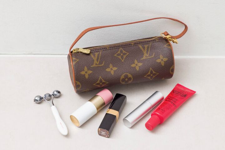 メイク直しアイテム