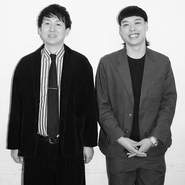 バッテリィズのエースと寺家（じけ）。2017年にコンビ結成。『M‐1』には結成当初から参加し、’22年準々決勝、’23年準決勝進出と結果を残し、昨年準優勝を果たす。