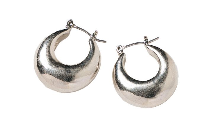 SNIDELのシルバーピアス