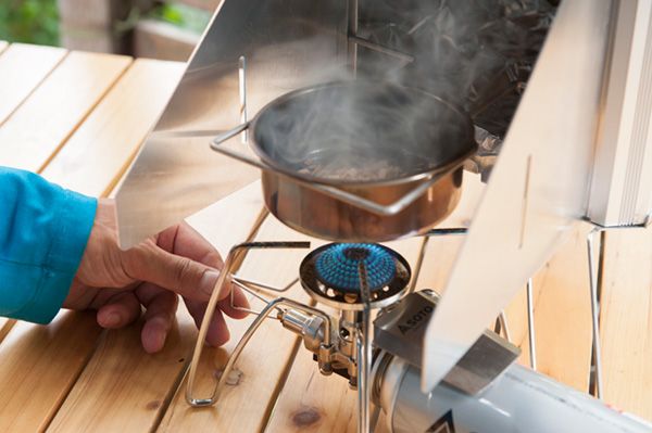 燻製の正しいやり方知ってる？キャンプで簡単にできる燻製のテクニックを紹介！