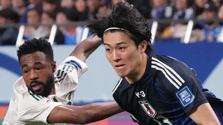 24歳日本代表MF、サウジ選手を交代に追い込む！ 「サムライについていけず、明らかな弱点」と中東メディアも指摘