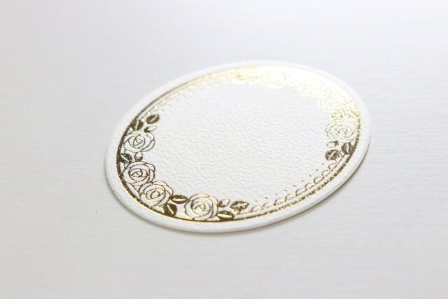 セリアの箔押しコレクションカードは高級感たっぷり