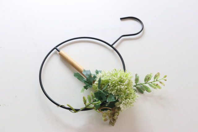 スチール製スカーフハンガー（木製棒付） アレンジ例