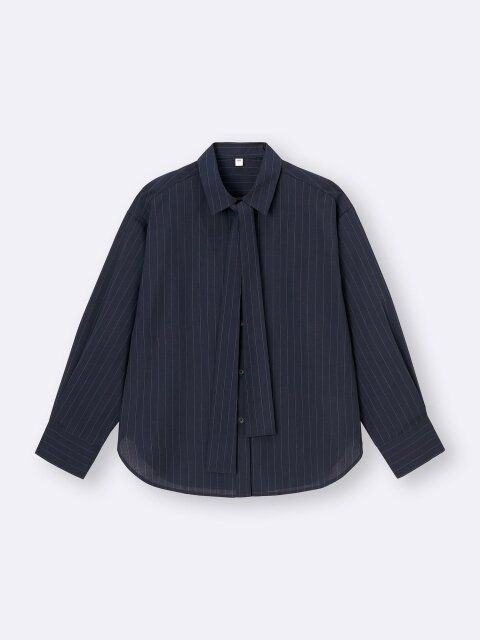 GUのボウタイシャツ